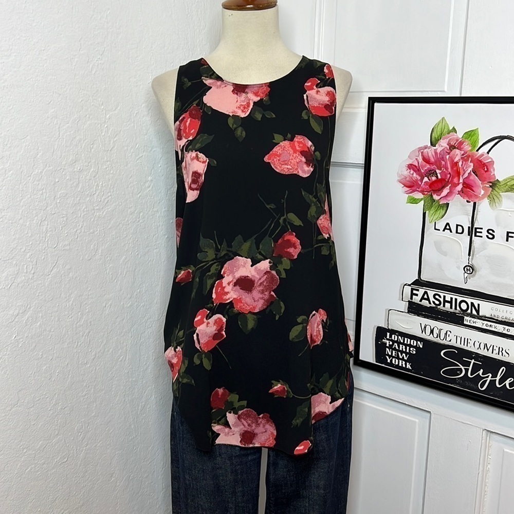 Aritzia Wilfred Black Floral Silk Tank Top size M